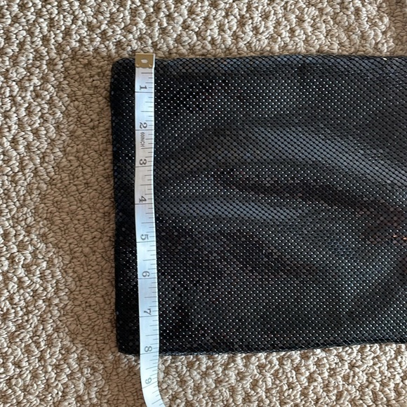 Black mesh wristlet - Picture 7 of 8